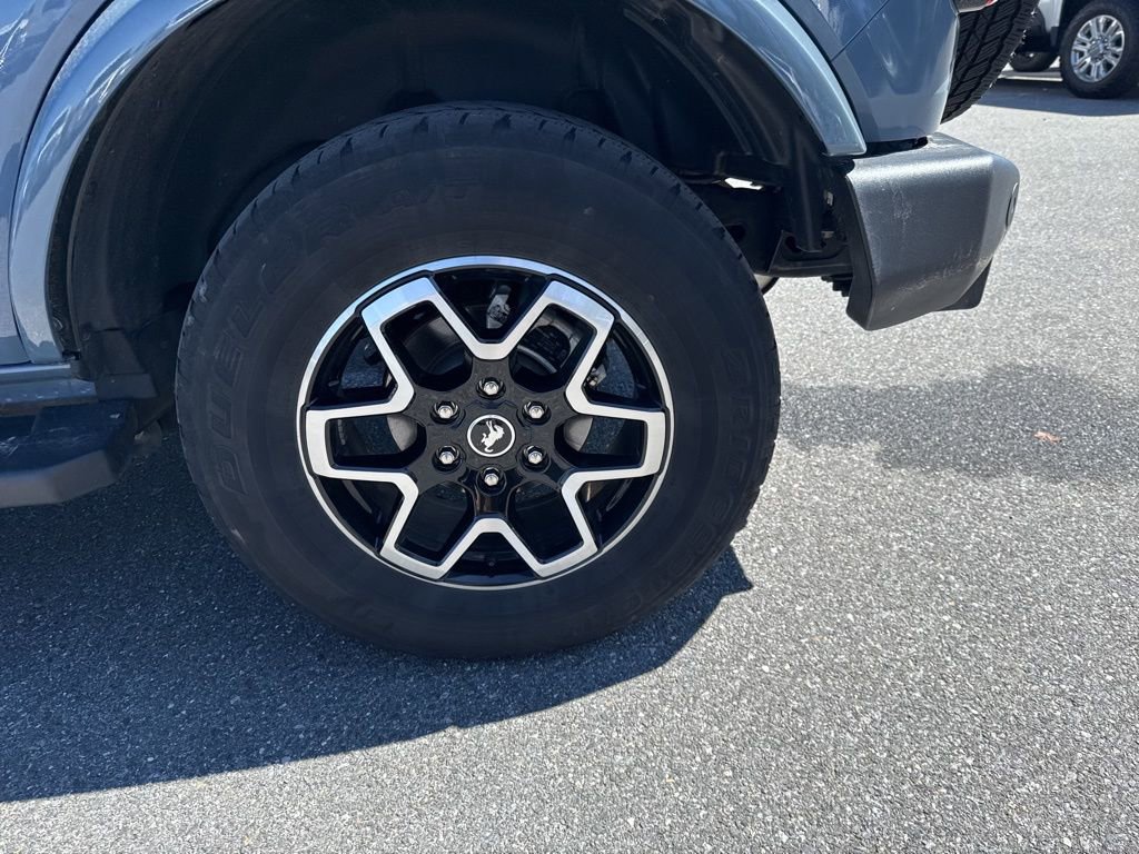 Used 2024 Ford Bronco Outer Banks image 8