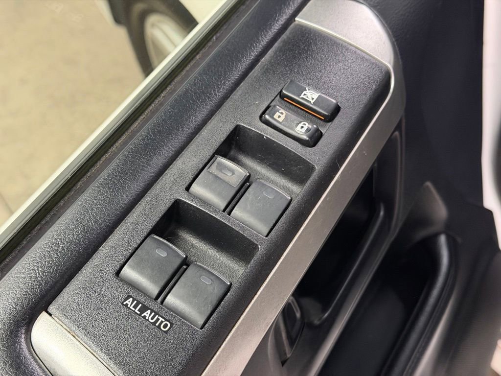 Used 2013 Toyota 4Runner Limited image 30