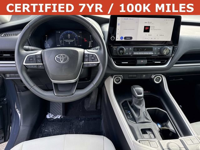 Used 2024 Toyota Grand Highlander XLE image 17