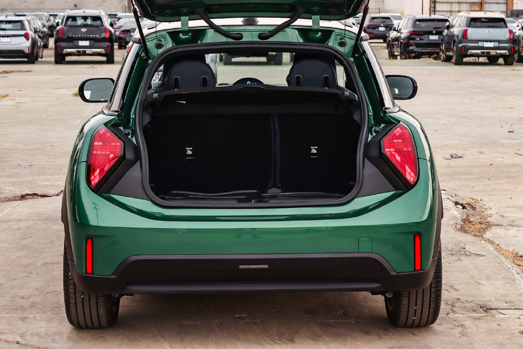 Used 2025 MINI Cooper S FWD image 30
