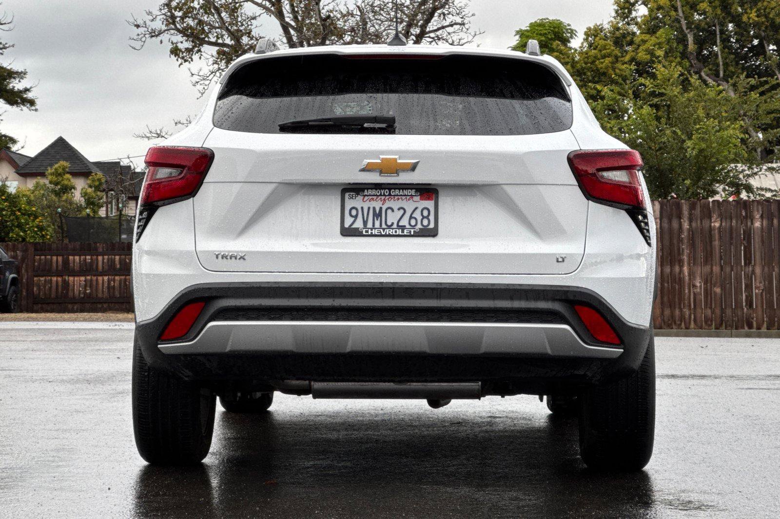 Used 2025 Chevrolet Trax LT image 7