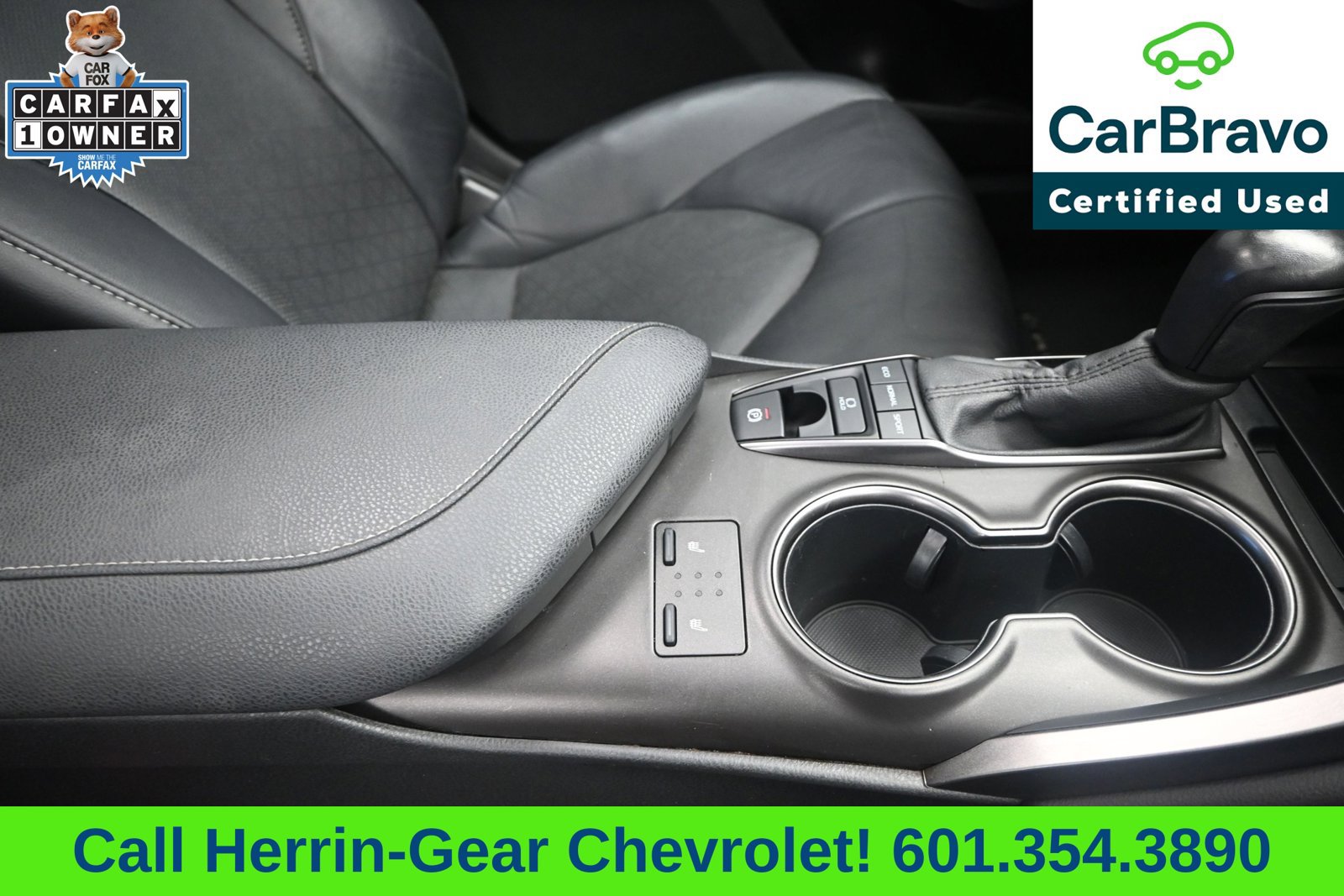 Used 2022 Toyota Camry XSE FWD image 27