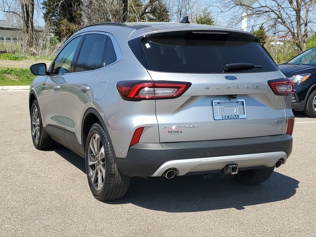 Used 2023 Ford Escape Platinum w/ Premium Technology Package AWD/4WD image 2
