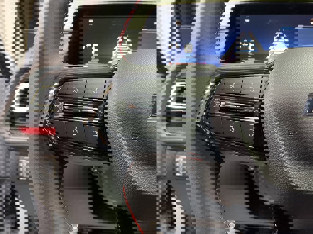 New 2026 Chevrolet Traverse RS w/ LPO, Floor Liner Package image 28