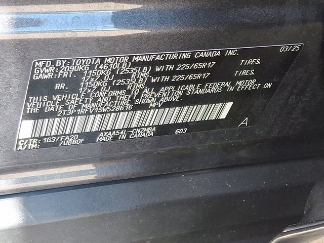 Used 2025 Toyota RAV4 XLE AWD/4WD image 28