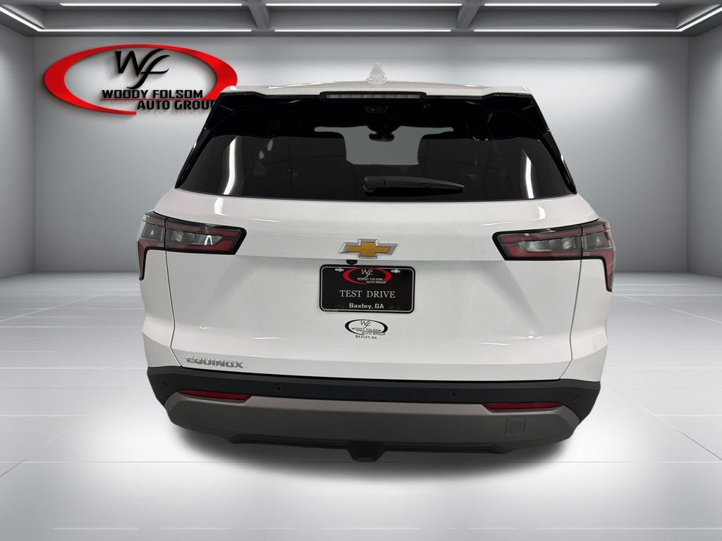 New 2026 Chevrolet Equinox LT w/ Safety and Technology Package FWD image 7