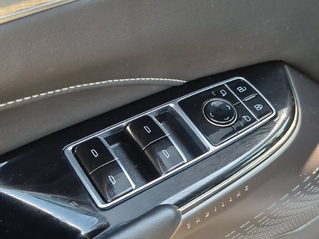 Certified 2024 Cadillac Lyriq Tech RWD image 16