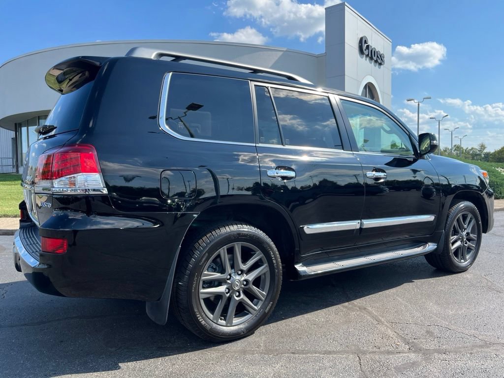 Used 2014 Lexus LX 570 4WD w/ Luxury Package image 50