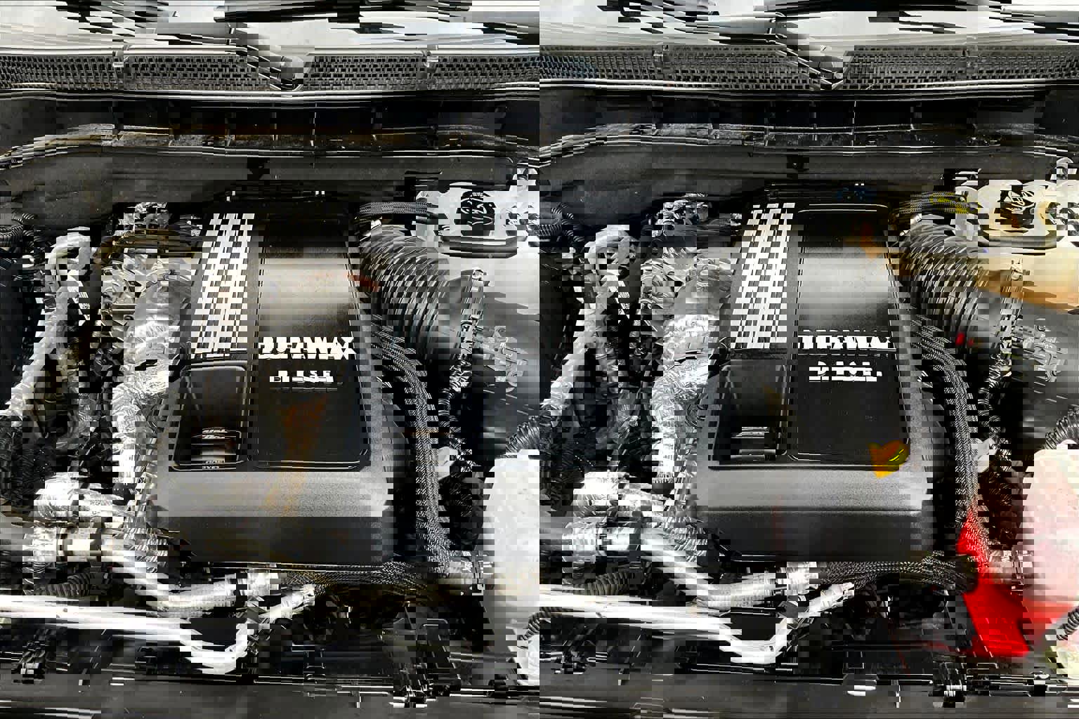 Used 2023 GMC Yukon Denali Ultimate image 32