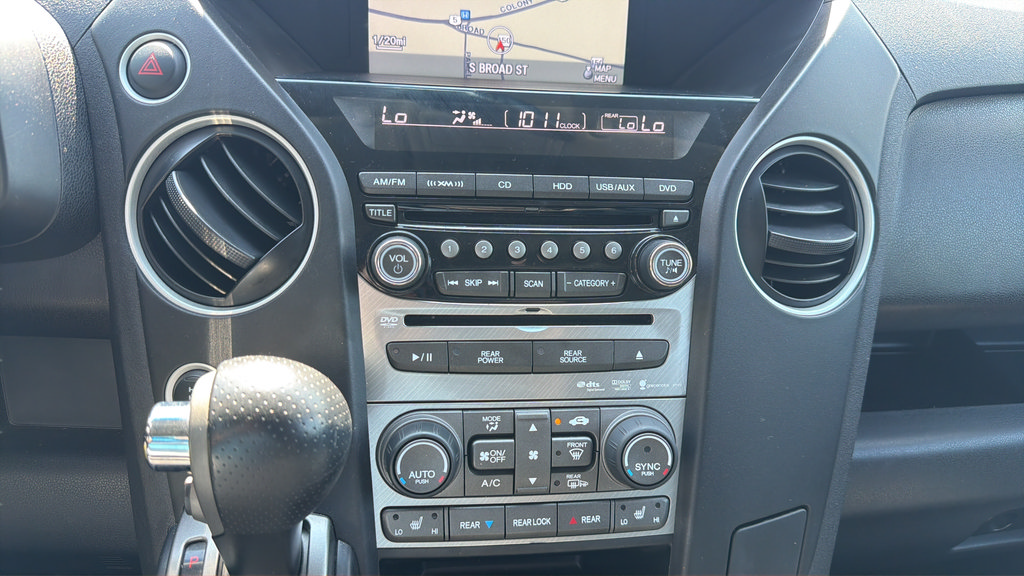 Used 2012 Honda Pilot Touring image 17