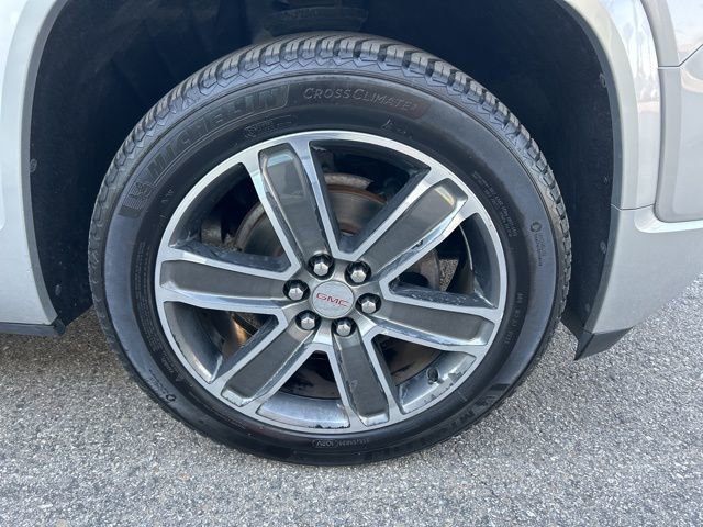 Used 2019 GMC Acadia Denali image 39