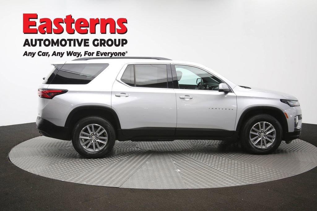Used 2022 Chevrolet Traverse LT FWD image 45