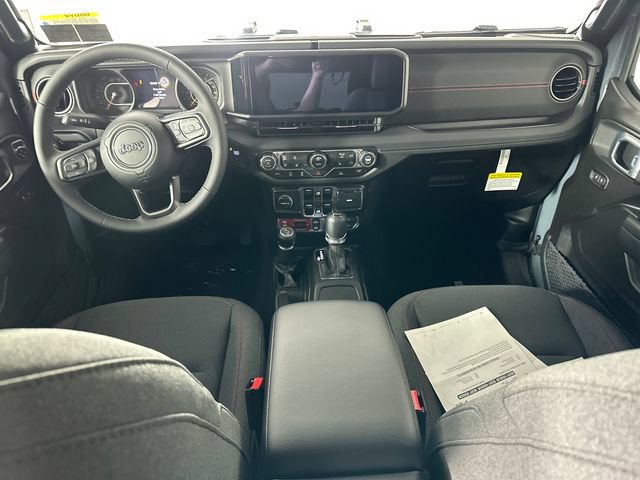 New 2026 Jeep Wrangler Unlimited Rubicon AWD/4WD image 18