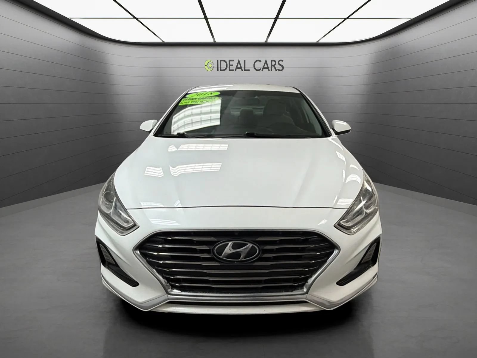 Used 2018 Hyundai Sonata SE w/ Cargo Package FWD image 2