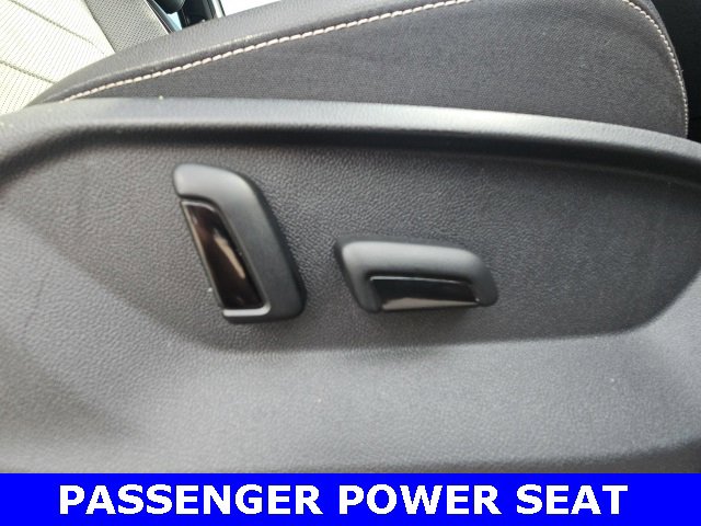 Used 2022 Volkswagen Tiguan SEL R-Line image 15