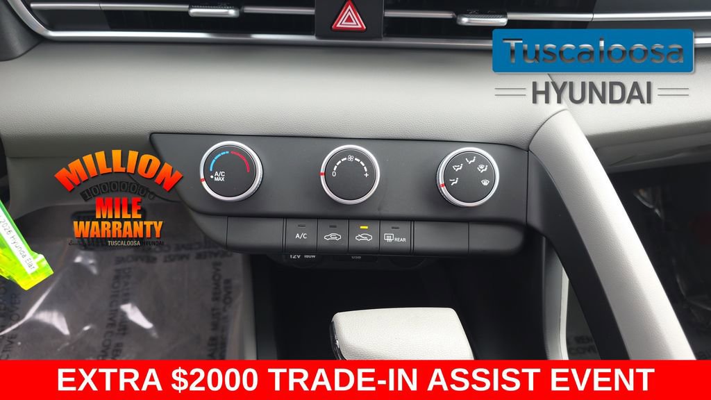New 2026 Hyundai Elantra SE FWD image 19
