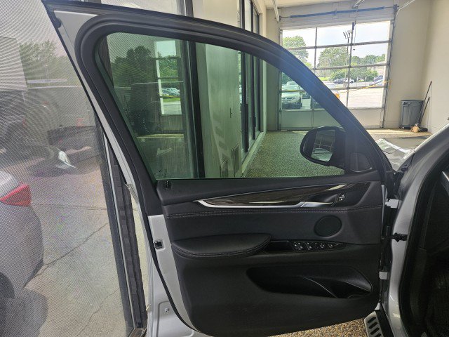 Used 2018 BMW X5 xDrive35i w/ M Sport Package AWD/4WD image 19