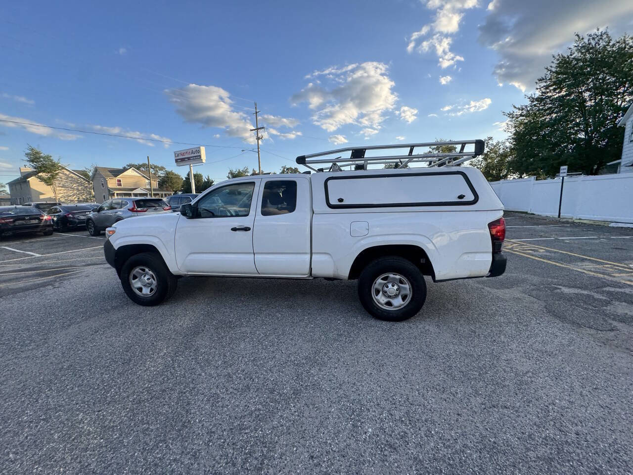Used 2020 Toyota Tacoma SR image 24