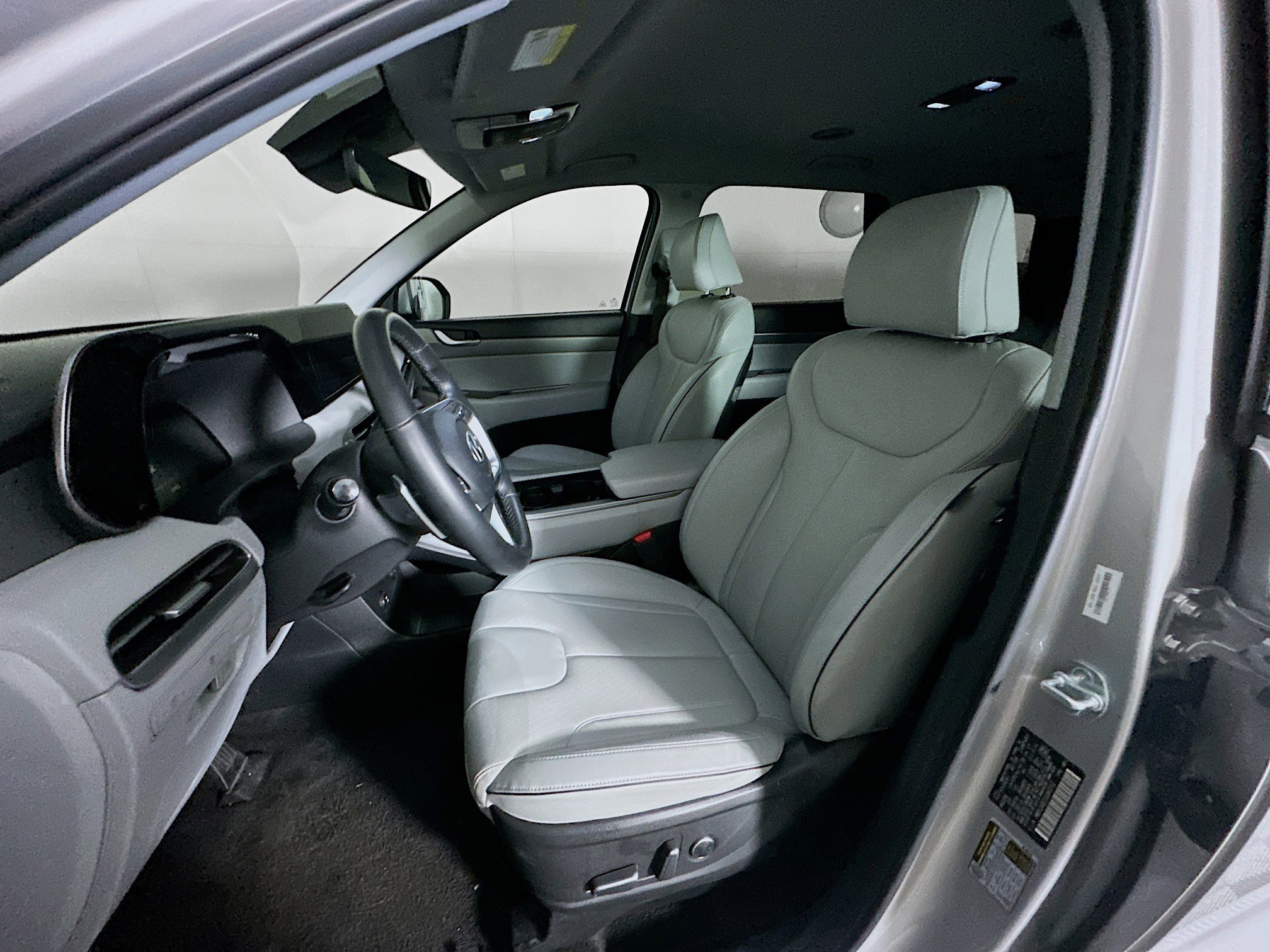 Used 2025 Hyundai Palisade SEL image 13