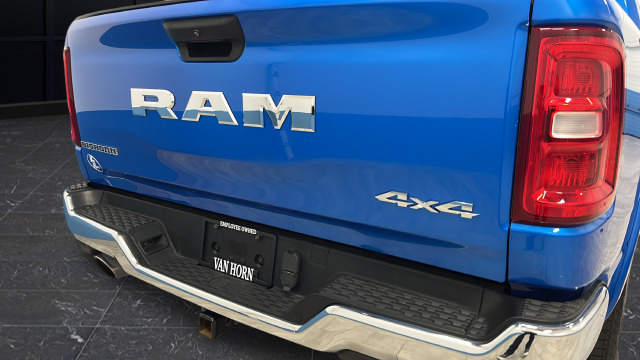 Used 2025 RAM 1500 Big Horn AWD/4WD image 38
