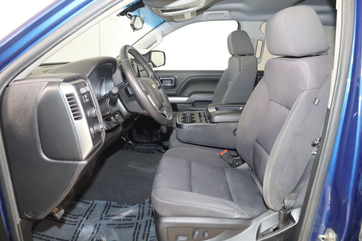 Used 2019 Chevrolet Silverado 1500 LT w/ All Star Edition AWD/4WD image 10