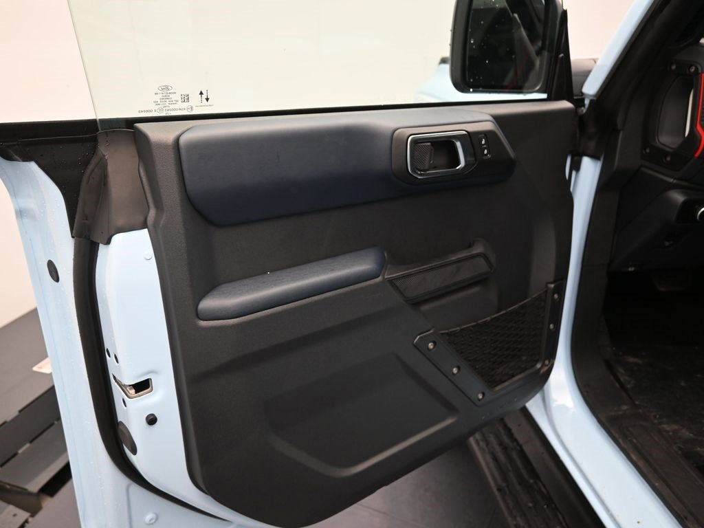 New 2025 Ford Bronco Heritage Edition image 9