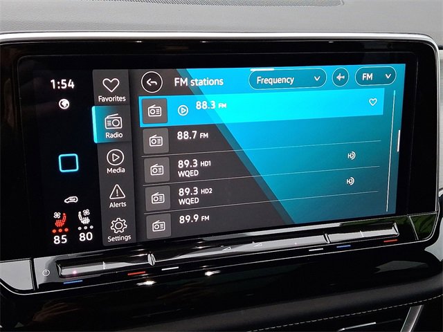 Used 2024 Volkswagen Atlas Cross Sport SE w/ Panoramic Sunroof Package image 18