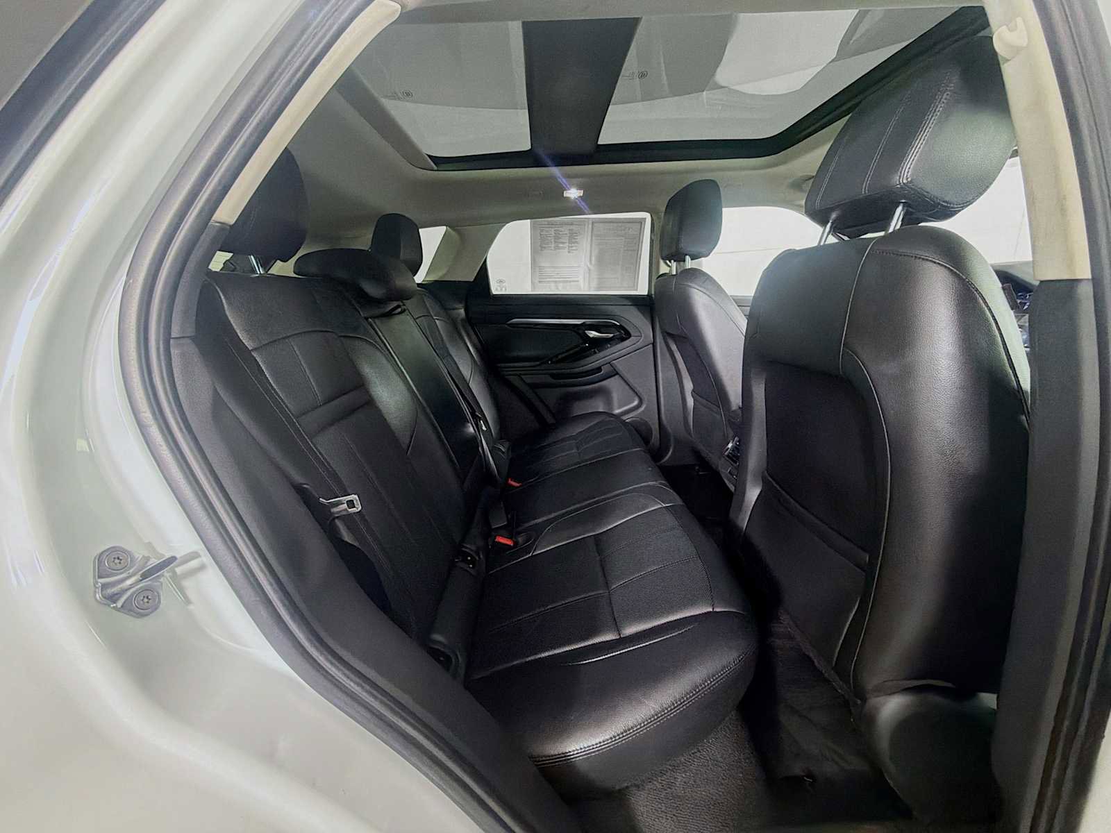 Used 2020 Land Rover Range Rover Evoque S image 26