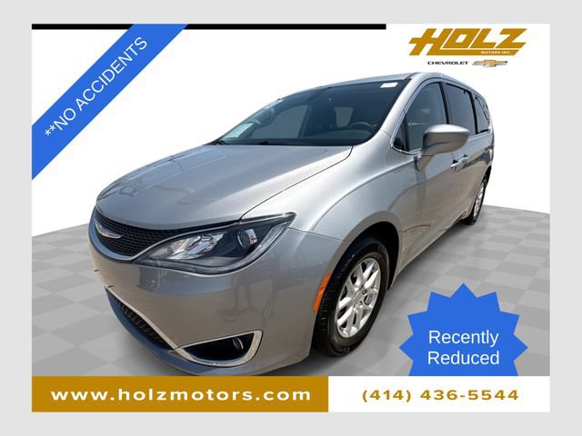 Used 2020 Chrysler Pacifica Touring FWD image 1