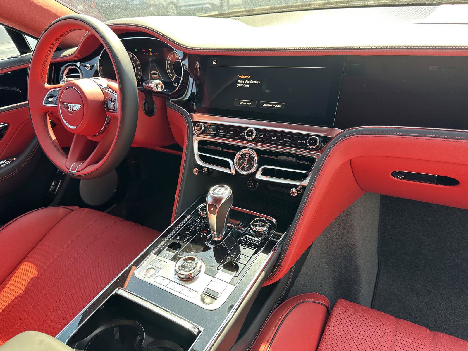 New 2026 Bentley Flying Spur V8 AWD/4WD image 17