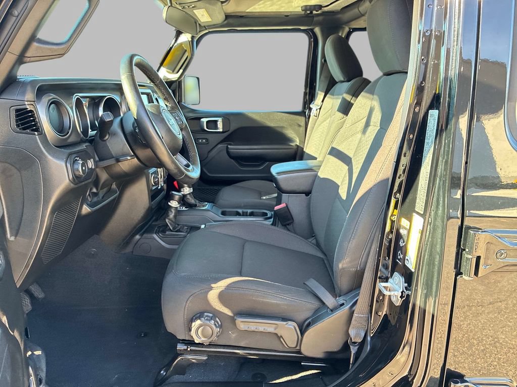 Used 2023 Jeep Wrangler Unlimited Sport AWD/4WD image 19