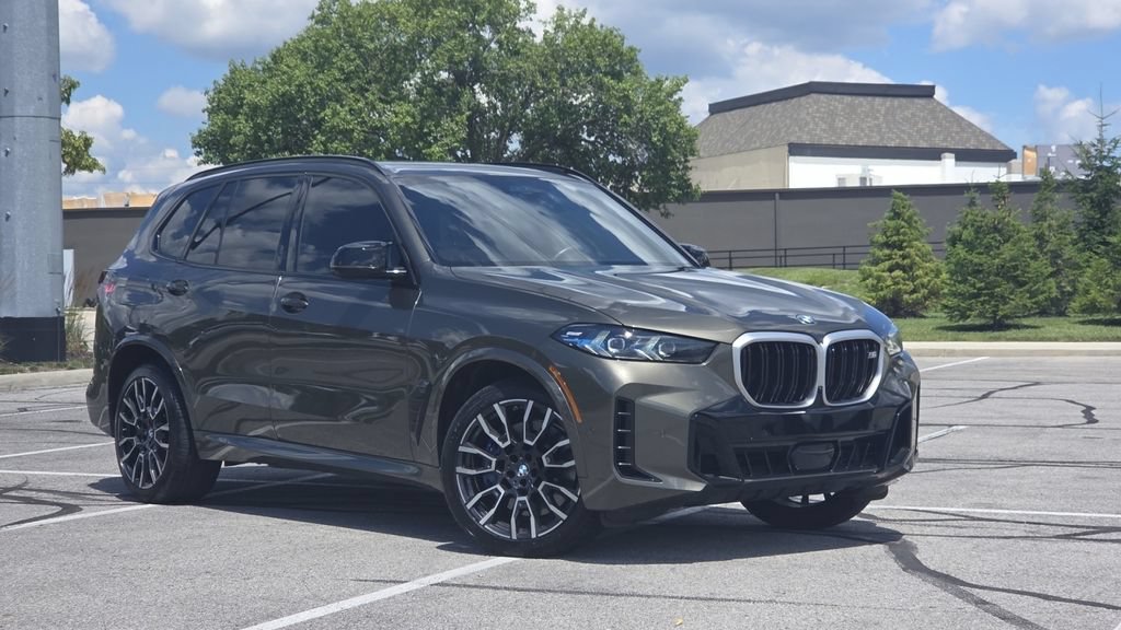 Used 2025 BMW X5 M60i AWD/4WD image 2