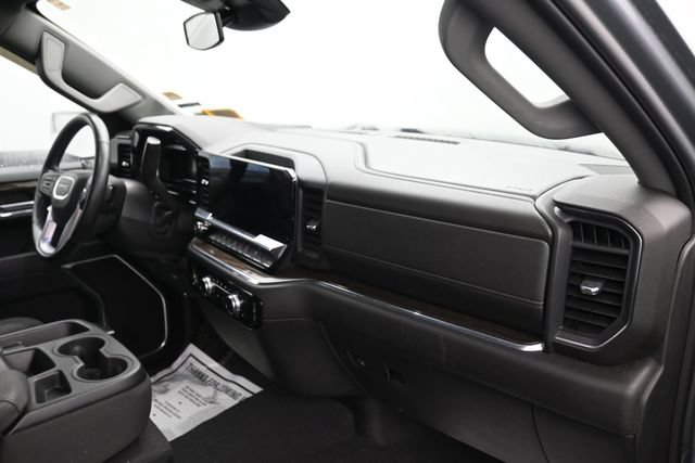Used 2024 GMC Sierra 1500 Elevation AWD/4WD image 8
