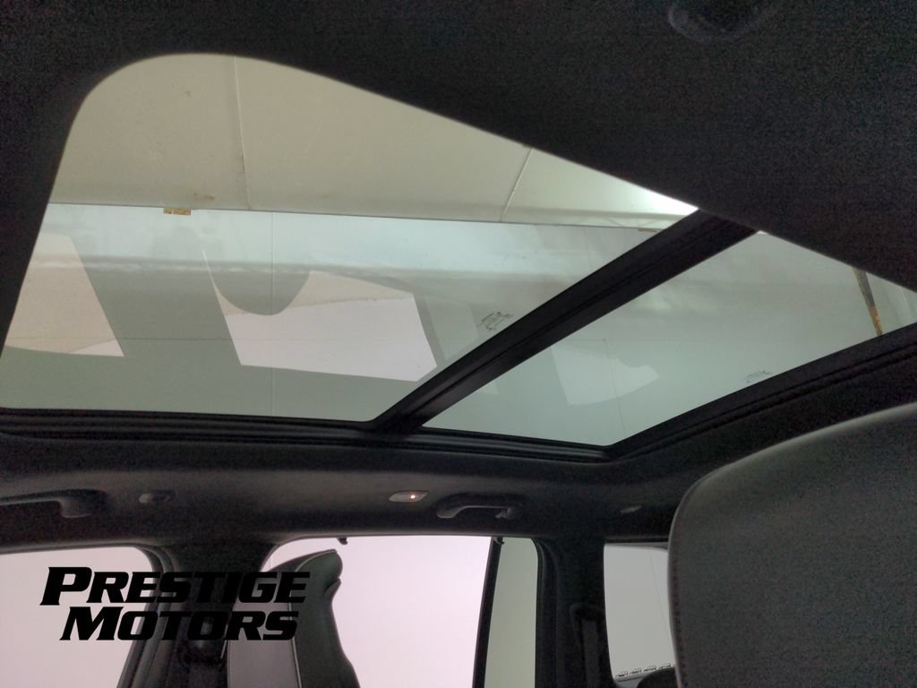Used 2022 Jeep Grand Cherokee Summit AWD/4WD image 15