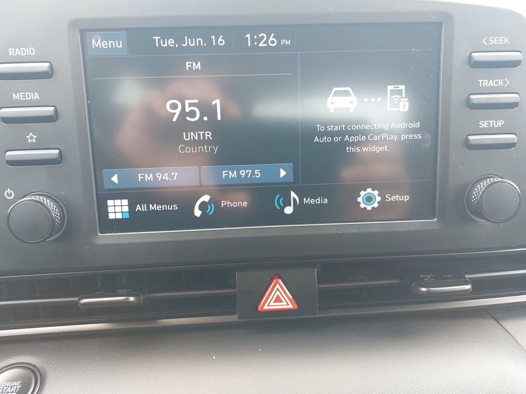 Used 2025 Hyundai Elantra Sport FWD image 19