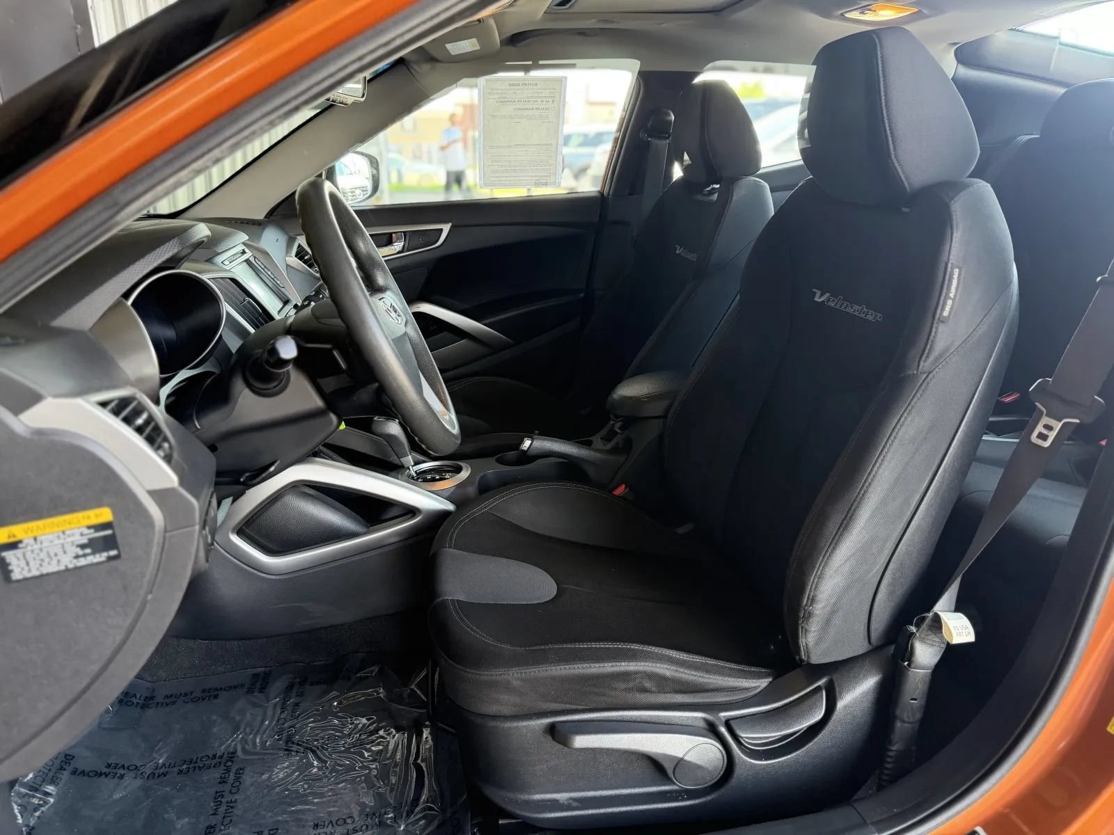 Used 2012 Hyundai Veloster FWD image 14