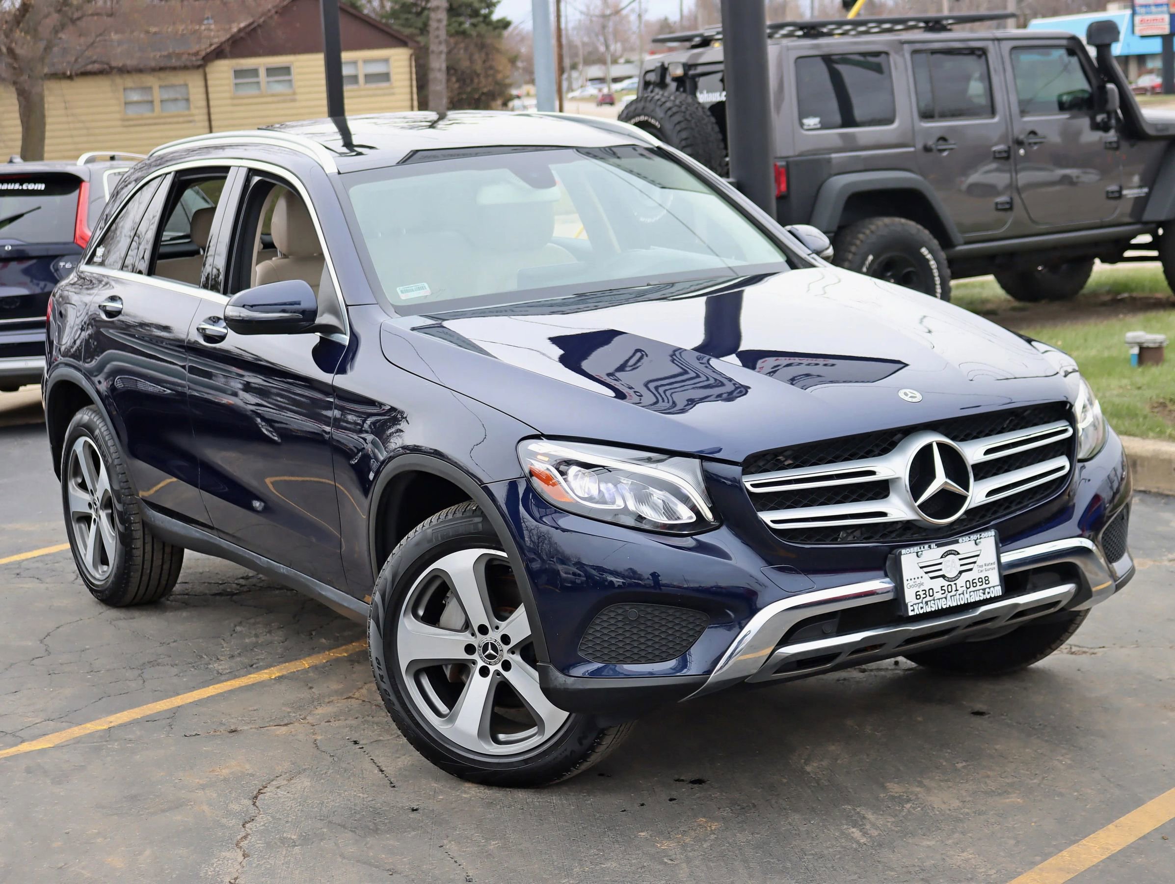 Used 2019 Mercedes-Benz GLC 300 GLC 300 4MATIC Sport Utility 4 image 7