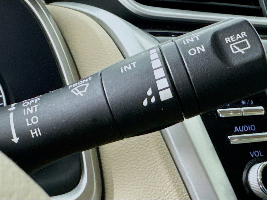 Used 2017 Nissan Murano SL FWD image 15