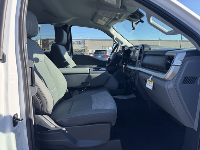 New 2025 Ford F350 XLT w/ FX4 Off-Road Package image 35