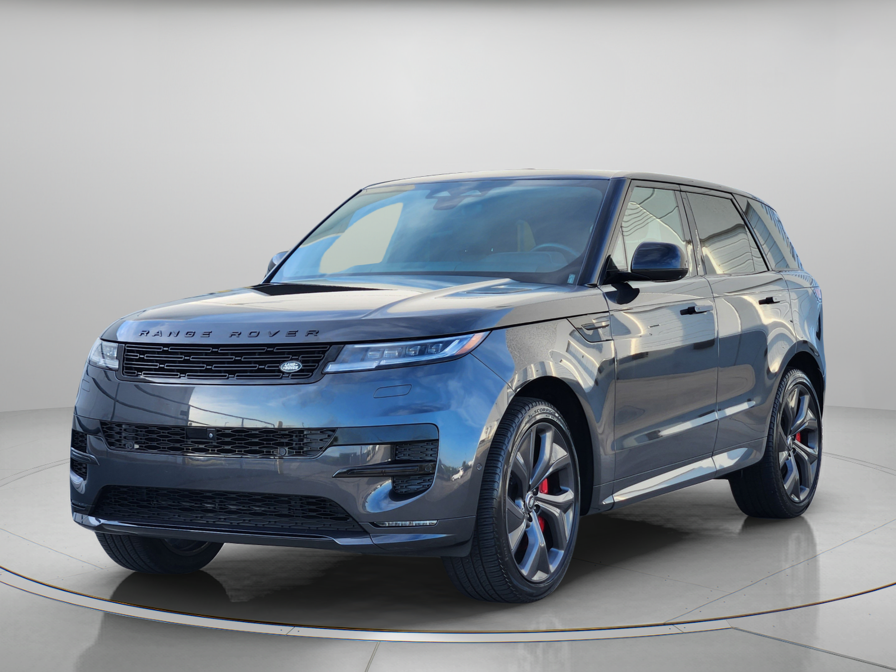 Used 2024 Land Rover Range Rover Sport Dynamic SE AWD/4WD image 1