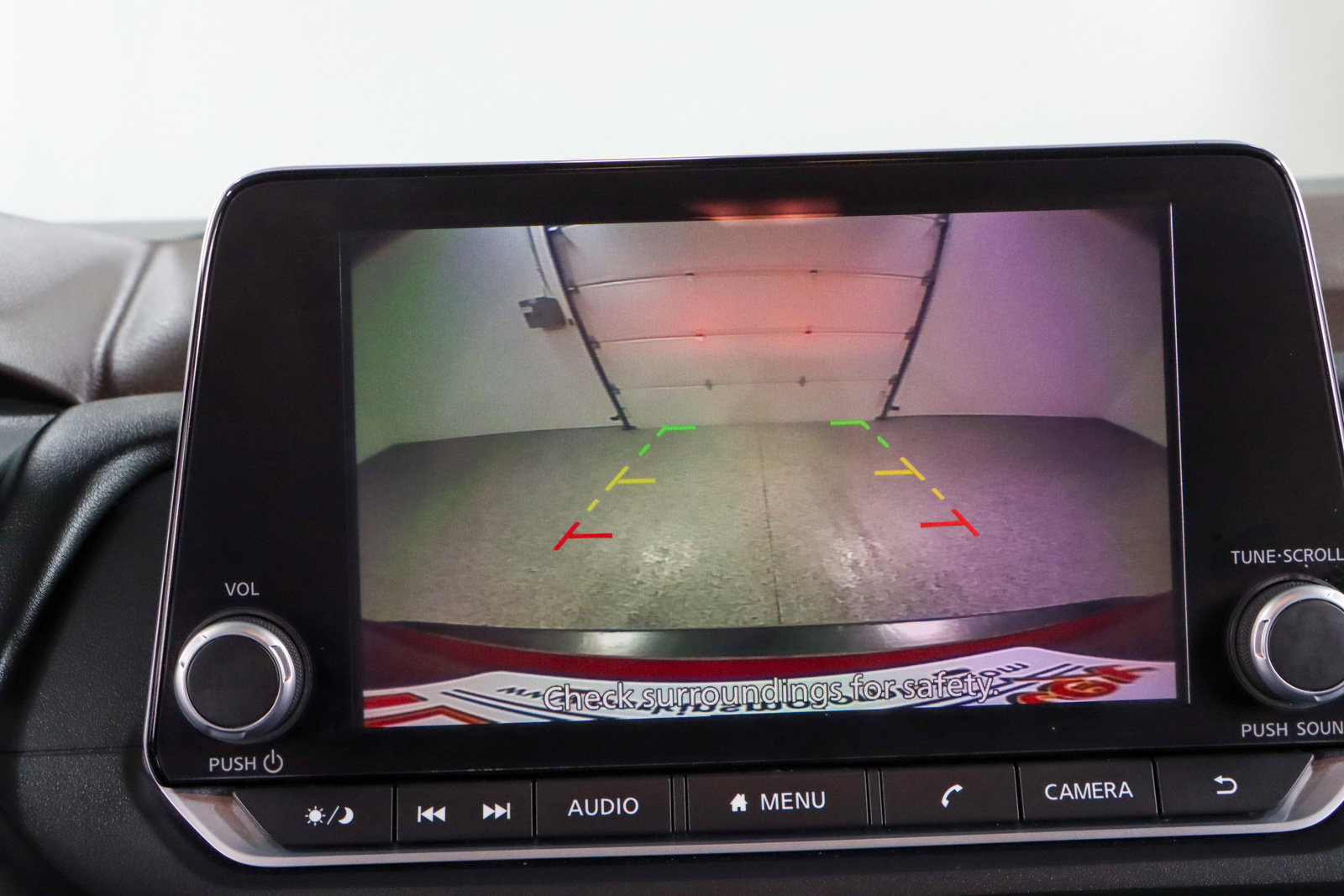 Used 2023 Nissan Rogue SV image 18