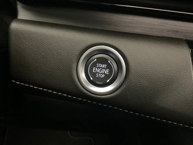 Certified 2024 Cadillac Escalade Premium Luxury image 15