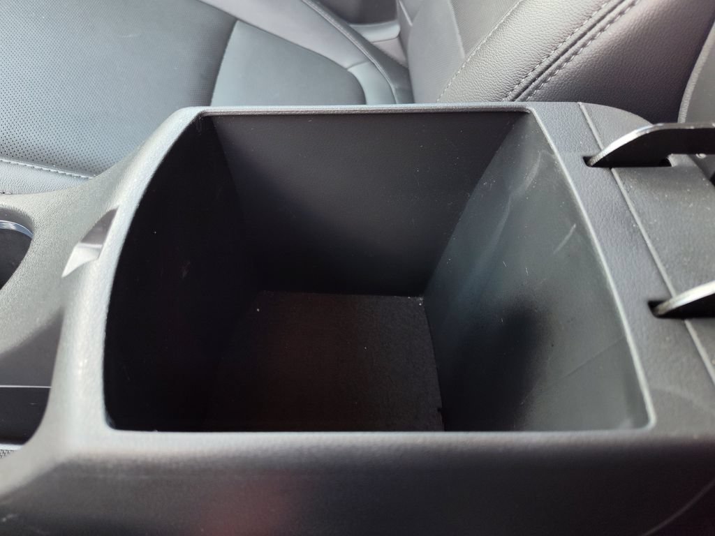 Used 2023 Hyundai Kona Limited FWD image 35
