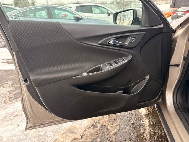 Used 2024 Chevrolet Malibu LT FWD image 20