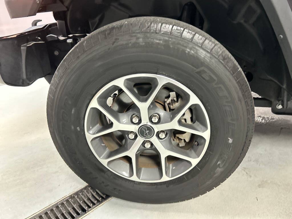 Used 2024 Jeep Gladiator Sport image 9