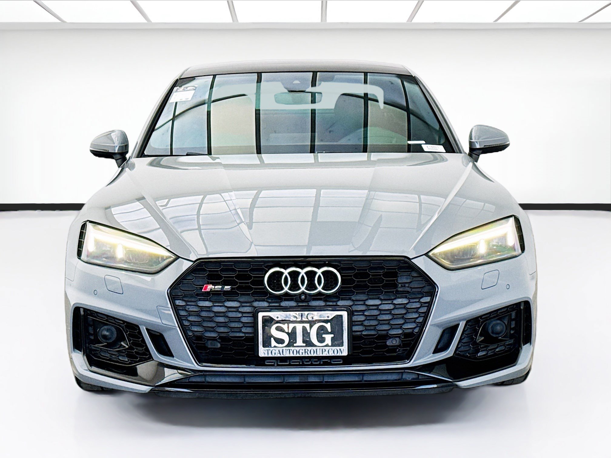 Used 2018 Audi RS 5 w/ Dynamic Package AWD/4WD image 2