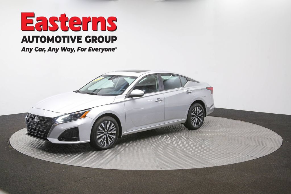 Used 2023 Nissan Altima 2.5 SV w/ SV Premium Package AWD/4WD image 59