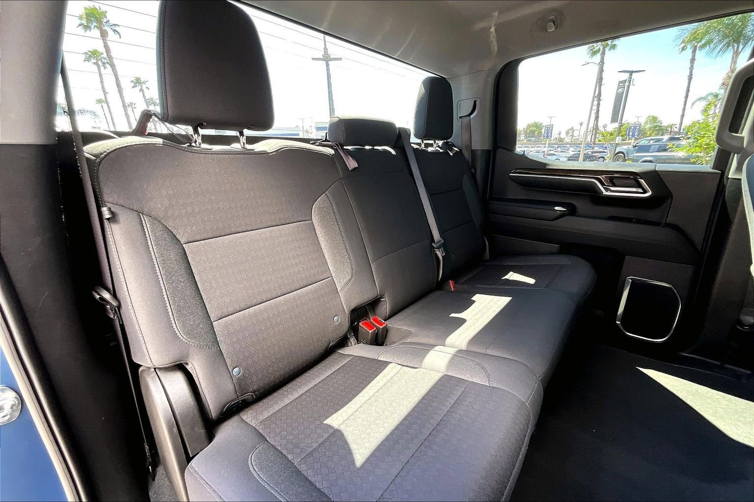 Used 2024 GMC Sierra 1500 SLE image 27