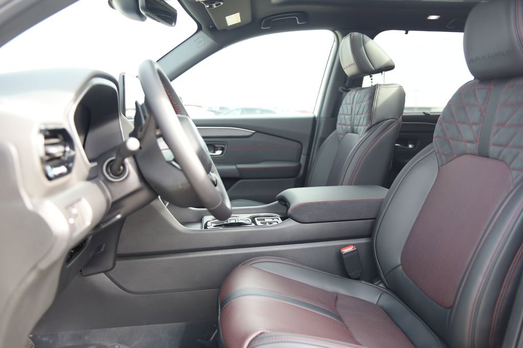 New 2026 Honda Pilot Black Edition image 12