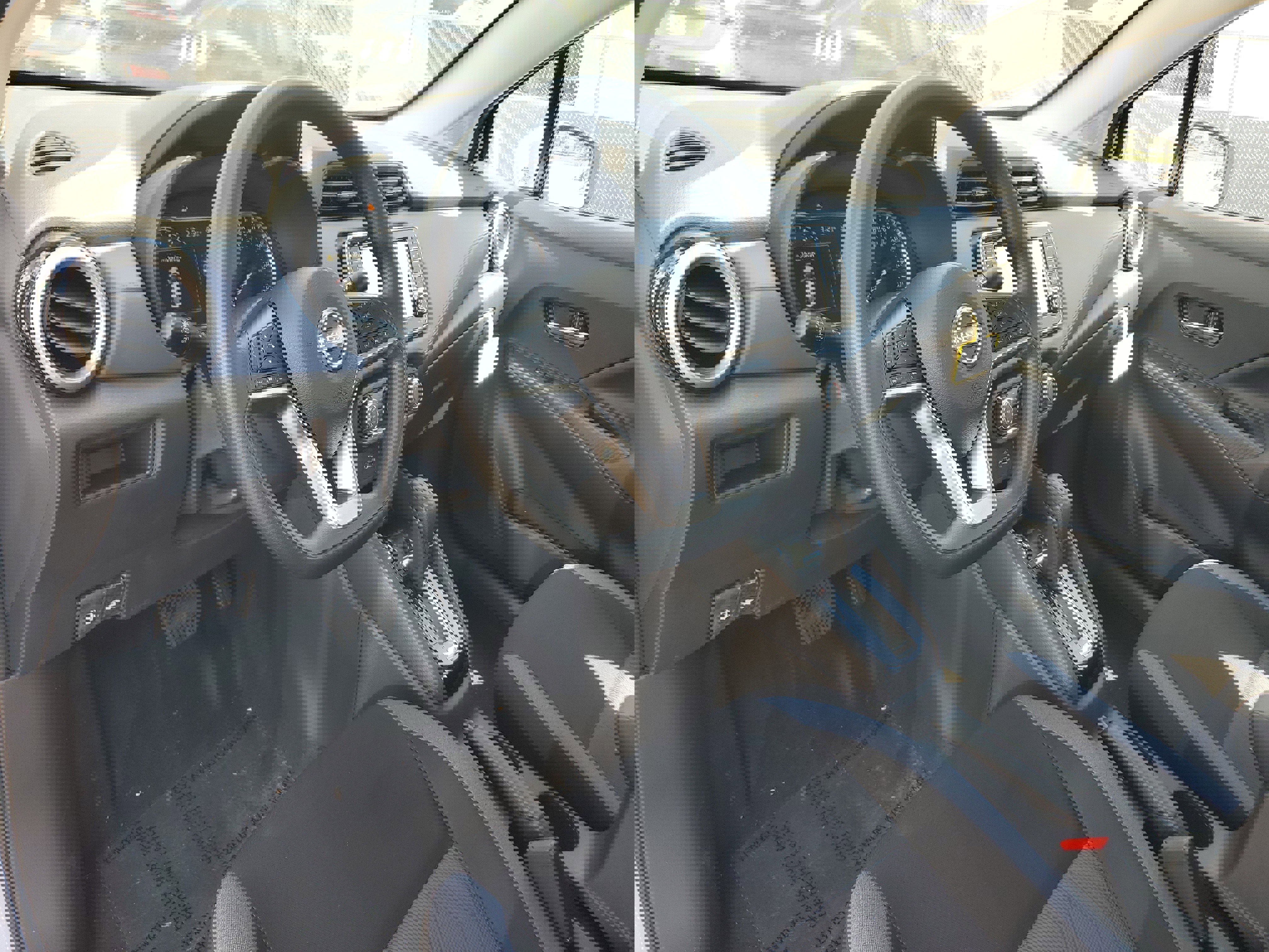 New 2025 Nissan Versa SV w/ Trunk Package image 10